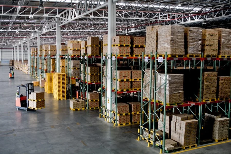 ECommerce Warehousing